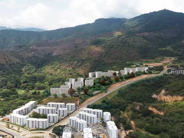 #30 - APARTAMENTOS para Venta en Yumbo - VAC